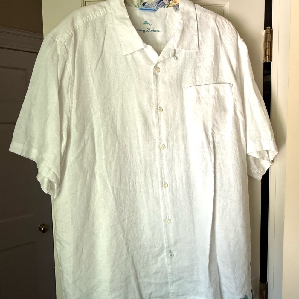Linen Tommy Bahama Men’s White Short Sleeve Shirt with Teal Logo XL Tall